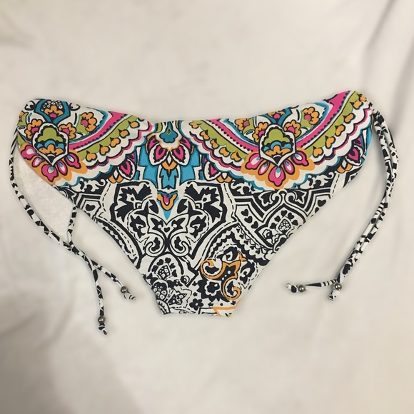 VITAMIN A Swim Reversible Side Tie Bikini Bottom - Picture 4 of 11